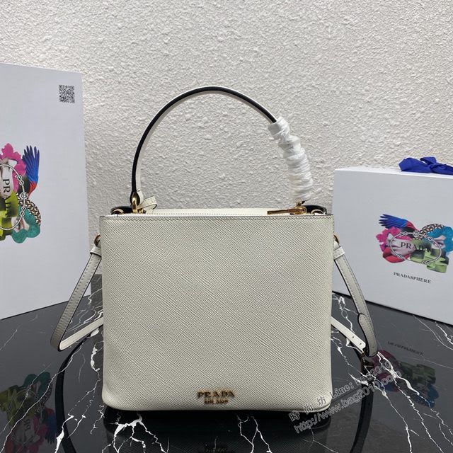 prada女包 普拉達2020專櫃爆款 1BN012 Prada十字紋牛皮肩背女包 Prada手提水桶包  pyd2341
